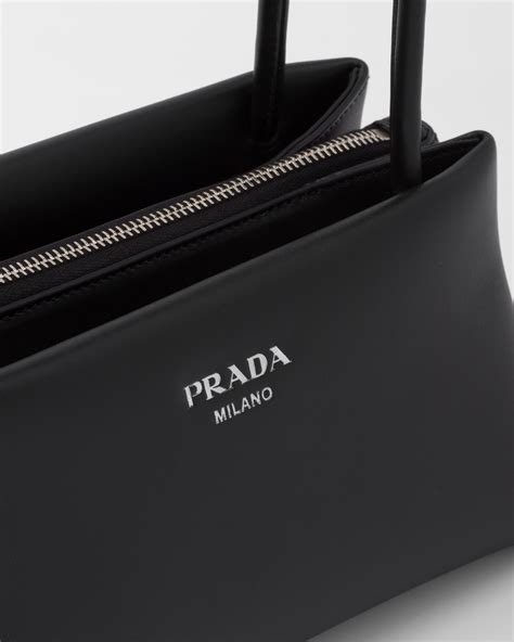 prada tasche damen schwarz leder|Prada handtasche.